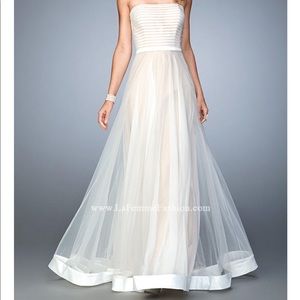 Dress style number 22536